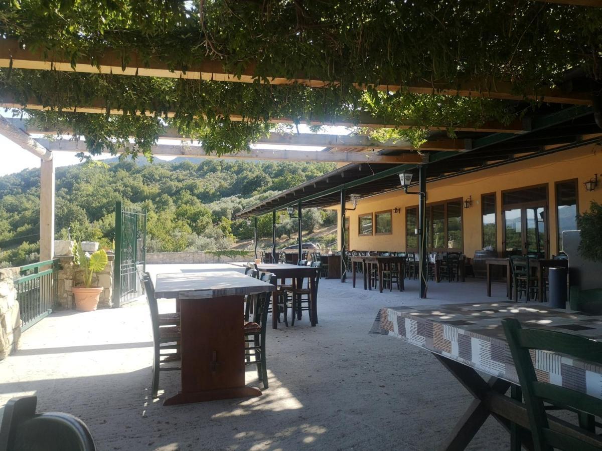 Agriturismo Olimpo Villa Santa Maria  Buitenkant foto